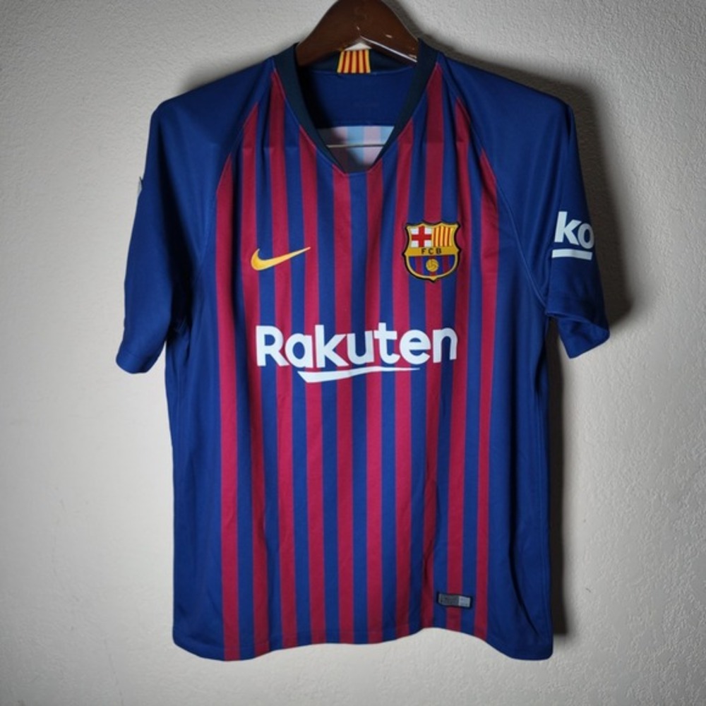 Andres Iniesta Barcelona La Liga Player Jersey 17/18 La Liga Patch Size M *read*